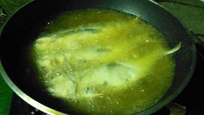 วิธีทำ ปลาทูเค็มหิมะทอด วิธีทำ ปลาทูเค็มหิมะทอด