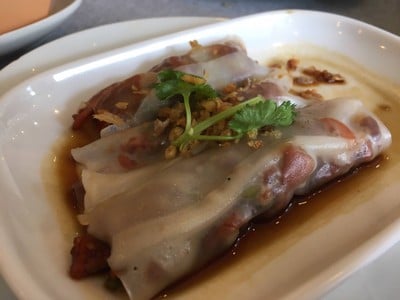 ก๋วยเตี๋ยวหลอดหมูแดง