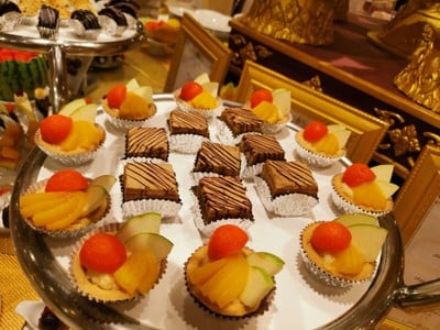 อาหาร หรือ เครื่องดื่ม