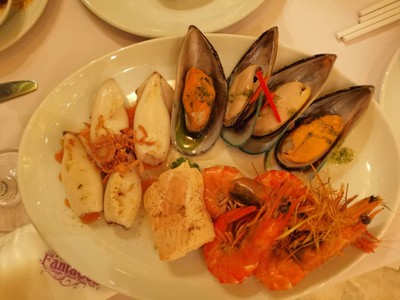 อาหาร หรือ เครื่องดื่ม