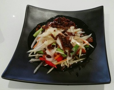 ส้มตำเบคอน