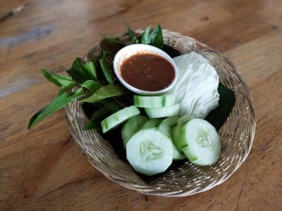เรือนไม้ สายน้ำ (RUEAN MAI SAI NAM RESTAURANT) เรือนไม้ สายน้ำ (RUEAN MAI SAI NAM RESTAURANT)