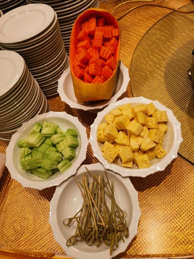 อาหาร หรือ เครื่องดื่ม