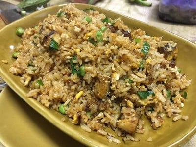 ข้าวผัดปลาร้าบองปลาสลิด