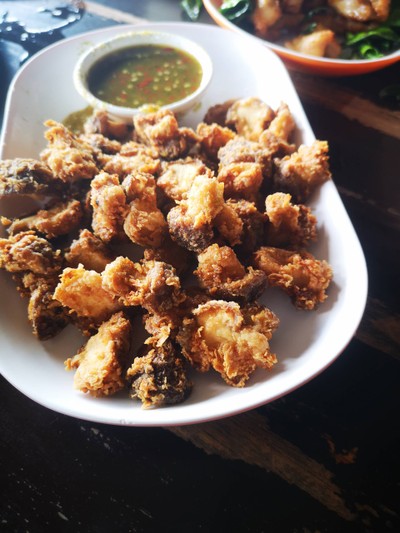 อาหาร หรือ เครื่องดื่ม