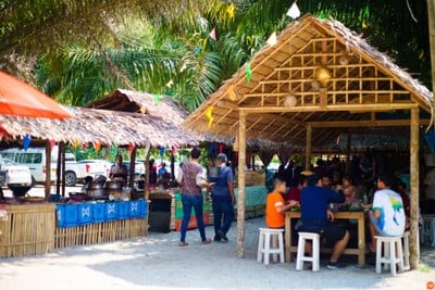 บรรยากาศ หลาดลองแล @บางนุ