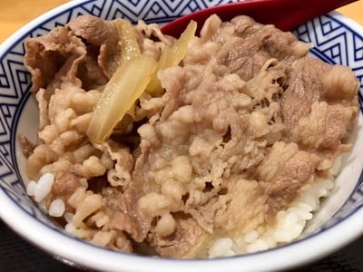 ข้าวหน้าเนื้อ