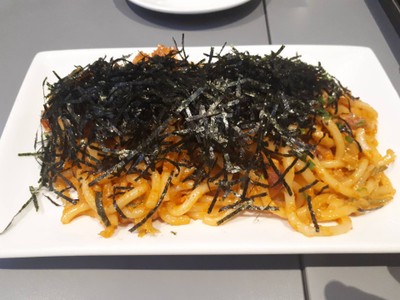 อุด้งผัดเบคอนกิมจิซอสไข่กุ้ง