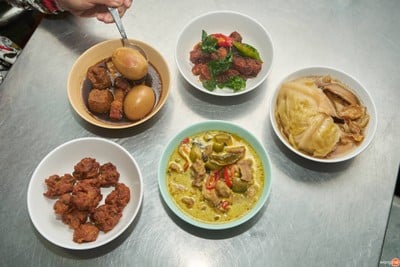 ก๋วยเตี๋ยวตำลึงนายอ้วน บางขุนนนท์ ก๋วยเตี๋ยวตำลึงนายอ้วน บางขุนนนท์