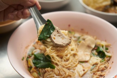 ก๋วยเตี๋ยวตำลึงนายอ้วน บางขุนนท์ ซ.14 ก๋วยเตี๋ยวตำลึงนายอ้วน บางขุนนท์ ซ.14