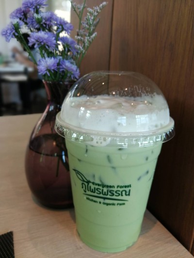 ชาเขียวนมเย็น