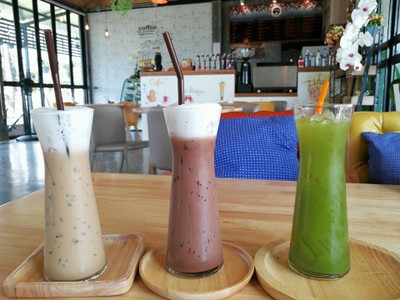 อาหาร หรือ เครื่องดื่ม