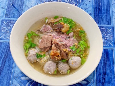 ลูกชิ้นเนื้อน้ำใสโชคดี(โกตุ๋ย) ลูกชิ้นเนื้อน้ำใสโชคดี(โกตุ๋ย)