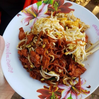 เมนูของร้าน ผัดหมี่ป้ายวน ปักธงชัย โคราช