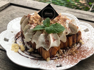 The Seasons Cafe (บ้านสามล้อ เชียงคาน) The Seasons Cafe (บ้านสามล้อ เชียงคาน)