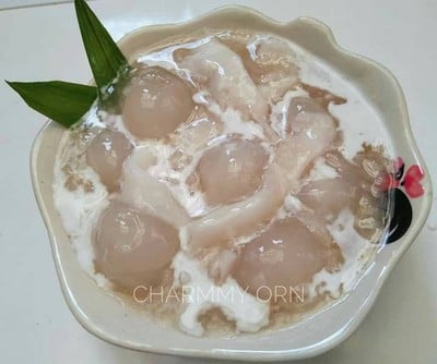 ข้าวเหนียวเปียกลำไยมะพร้าวอ่อน
