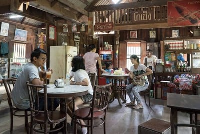 บรรยากาศ ตลาดสามชุก