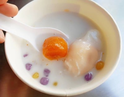 เมนูของร้าน บัวลอยกลมเกลียว by แม่แกว เซนต์หลุยส์