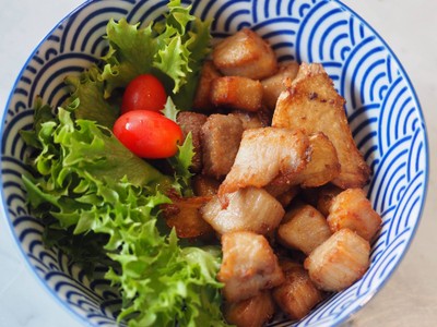 สันคอหมูคั่ว สูตรคุณแว่น