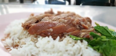 ข้าวขาหมูนายกวง (Khao Kha Mu Nai Kuang Restaurant) ข้าวขาหมูนายกวง (Khao Kha Mu Nai Kuang Restaurant)