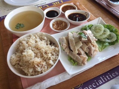 ข้าวมันไก่มณเฑียร เซตใหญ่