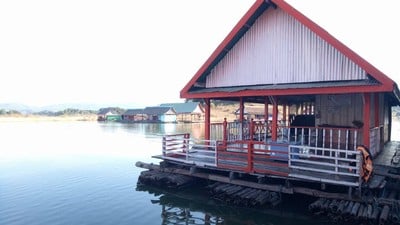 บรรยากาศ บ้านท่าเรือ