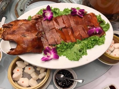 ภัตตาคาร แกรนด์ เชียงการีล่า ธนิยะ