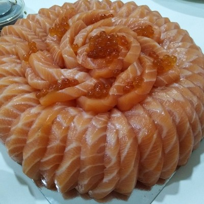 ข้าวหน้าแซลมอนย่าง