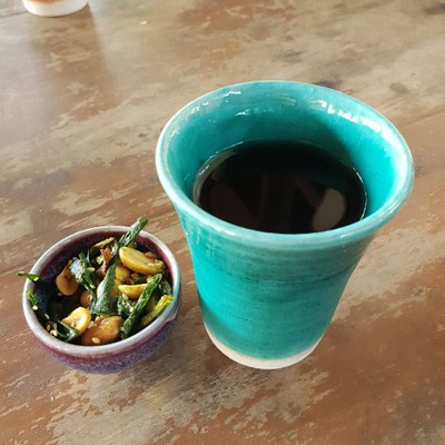 ถั่วกับน้ำอัญชัญ