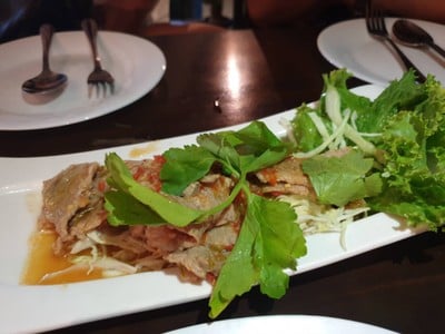 น้ำตกหมู