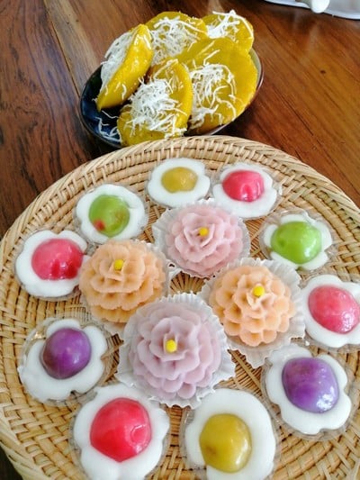 หอมรัญจวน ขนมไทย ต้นตำรับชลบุรี