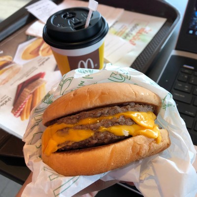 ทริปเปิ้ลบีฟ ชีสเบอร์เกอร์