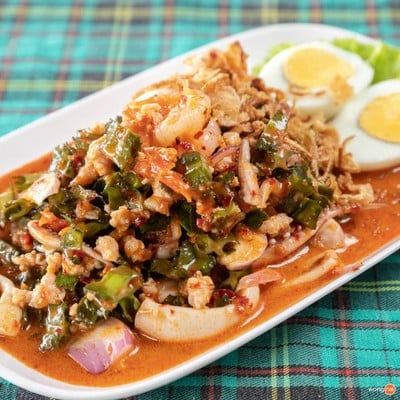 เมนูของร้าน เรือนทับทิม นครชัยศรี