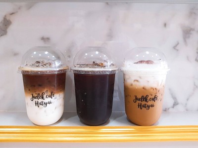 Jaelek Cafe บ้าบิ่นมะพร้าวอ่อน