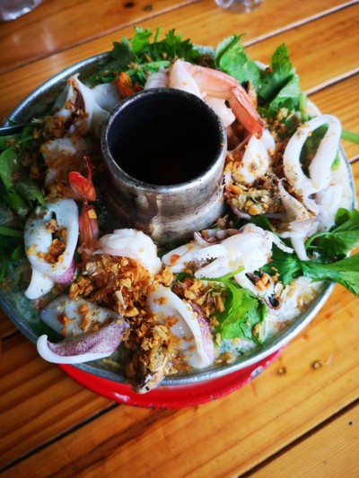 อาหาร หรือ เครื่องดื่ม