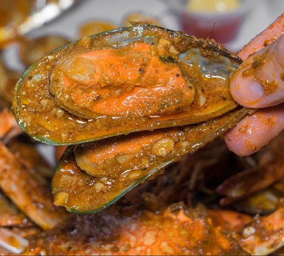 เมนูของร้าน กุ้งถัง  (เจ้าแรกในเมืองไทย) ตลาดเลียบทางด่วนรามอินทรา