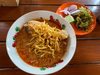 ข้าวซอยไก่