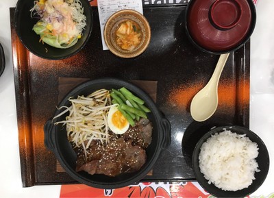 เนื้อย่างกระทะร้อน