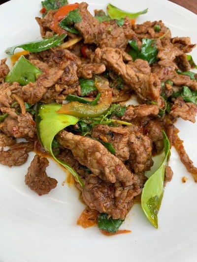 เก้งผัดเผ็ด