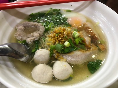 บะหมี่น้ำใส