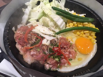 ยากินิกุหมู + ไข่