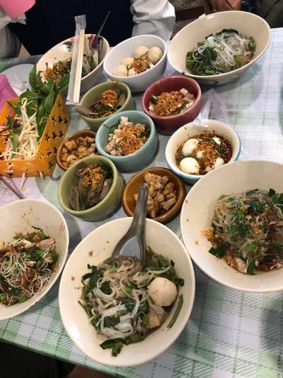 อาหาร หรือ เครื่องดื่ม