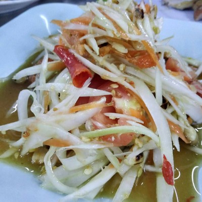 ส้มตำไทย ไข่เค็ม