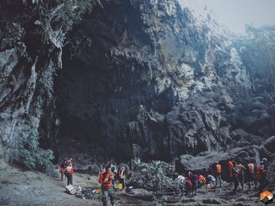 ถ้ำใหญ่อลังการมาก ๆ