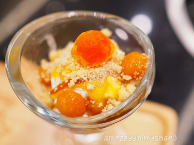 ไอศกรีมบัวลอยไข่เค็ม