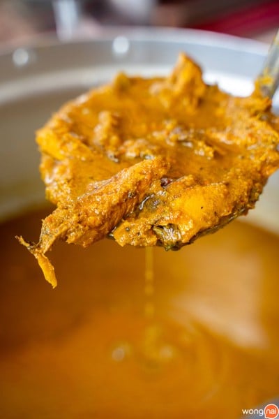 ขนมจีนโกเปียก หน้าค่ายเสนาณรงค์