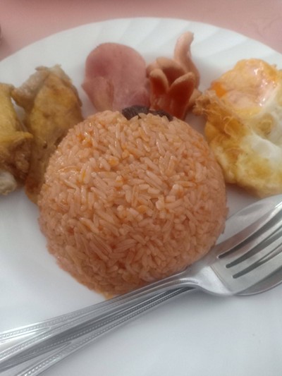 อาหาร หรือ เครื่องดื่ม