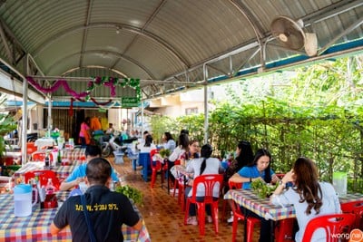 ขนมจีนโกเปียก หน้าค่ายเสนาณรงค์