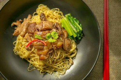 Hongkong Noodle (ฮ่องกงนู้ดเดิ้ล) สาทร ซิตี้ Hongkong Noodle (ฮ่องกงนู้ดเดิ้ล) สาทร ซิตี้