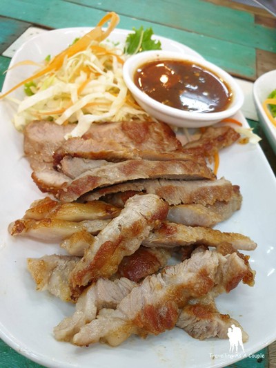 อาหาร หรือ เครื่องดื่ม